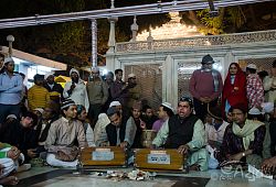 Fenomenalne czwartkowe wieczory muzyki Qawwali w Nizamuddin Dargah